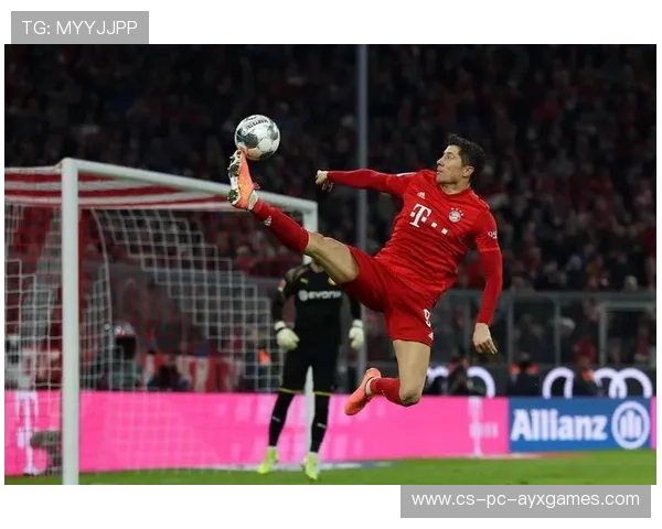 巴塞罗那中前场无球跑动积极,莱万支点作用明显加强