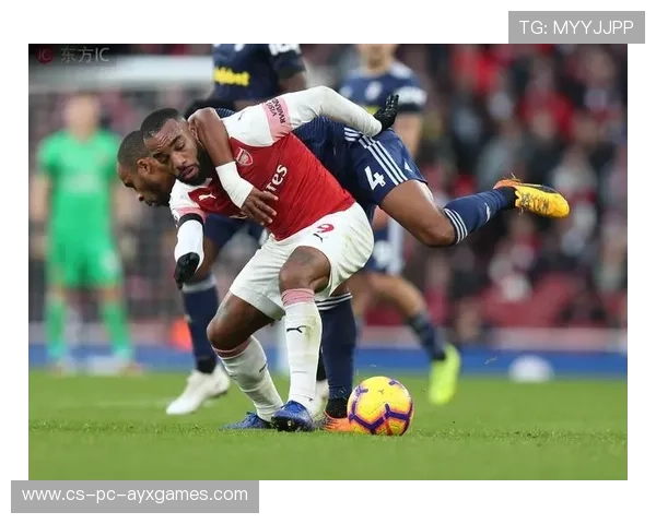 富勒姆连续推进迫使对手后退——战略与技巧的完美结合 富勒姆连续推进迫使对手后退——战略与技巧的完美结合