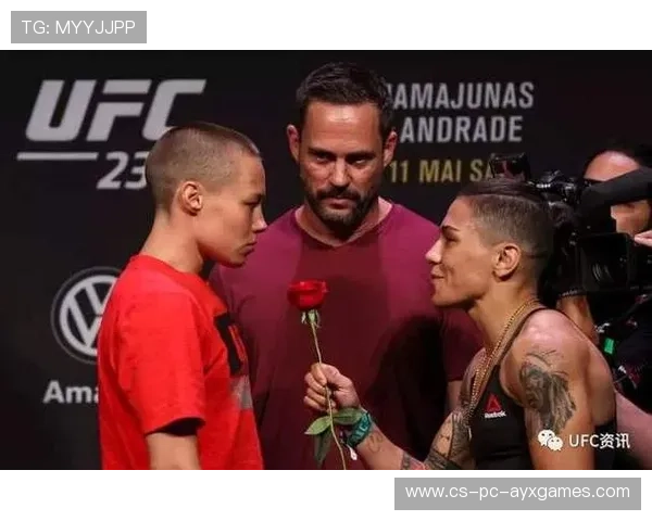 UFC选手怒砸地板庆祝：力量与激情的巅峰瞬间