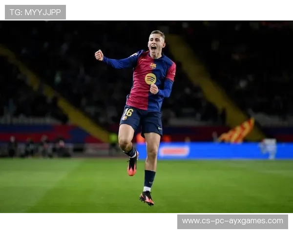 拉菲尼亚禁区外抡射命中栏下