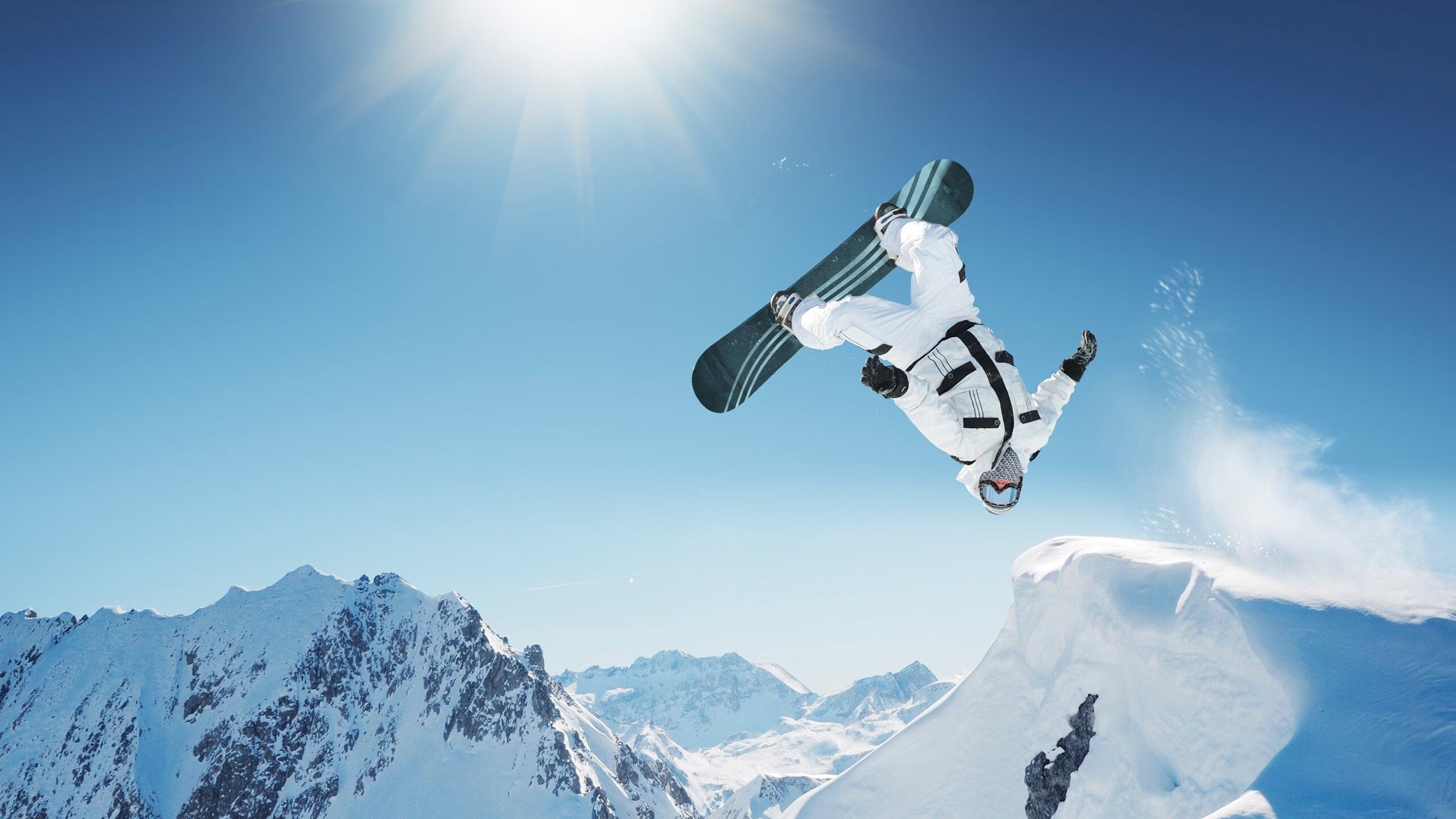 Emma Raducanu奇迹逆转夺冠，青少年新星崛起